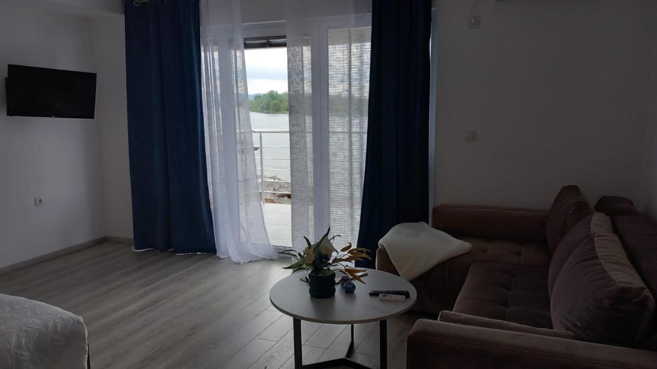 Lago D'Argento Sobe Veliko Gradište Exterior foto